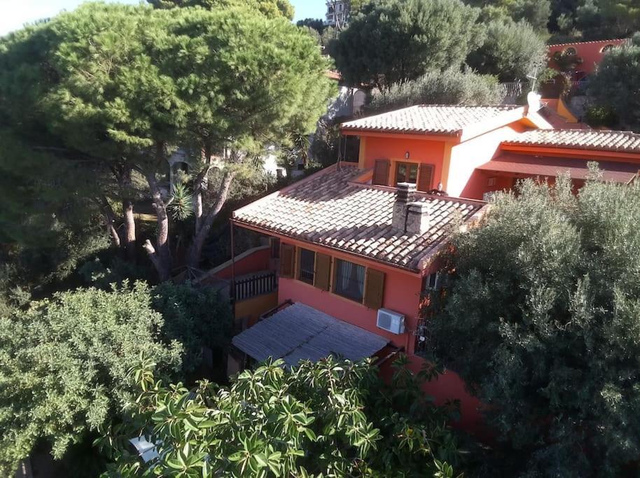 Villa Con Giardino Vista Mare กาปิตานา ภายนอก รูปภาพ