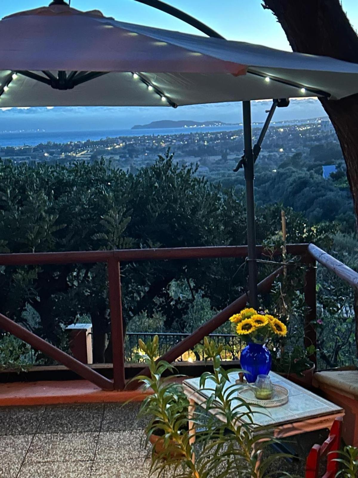 Villa Con Giardino Vista Mare กาปิตานา ภายนอก รูปภาพ